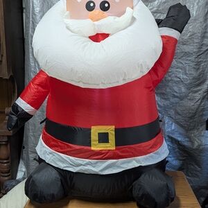 Festive Inflatable Santa Holiday Décor - Red, White, Black